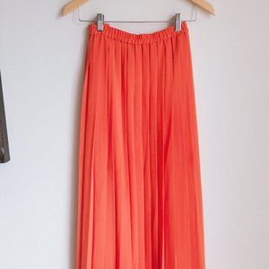 Orange pleated Skirt